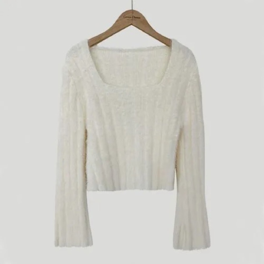 Cream Long Sleeve Crop Knit Top